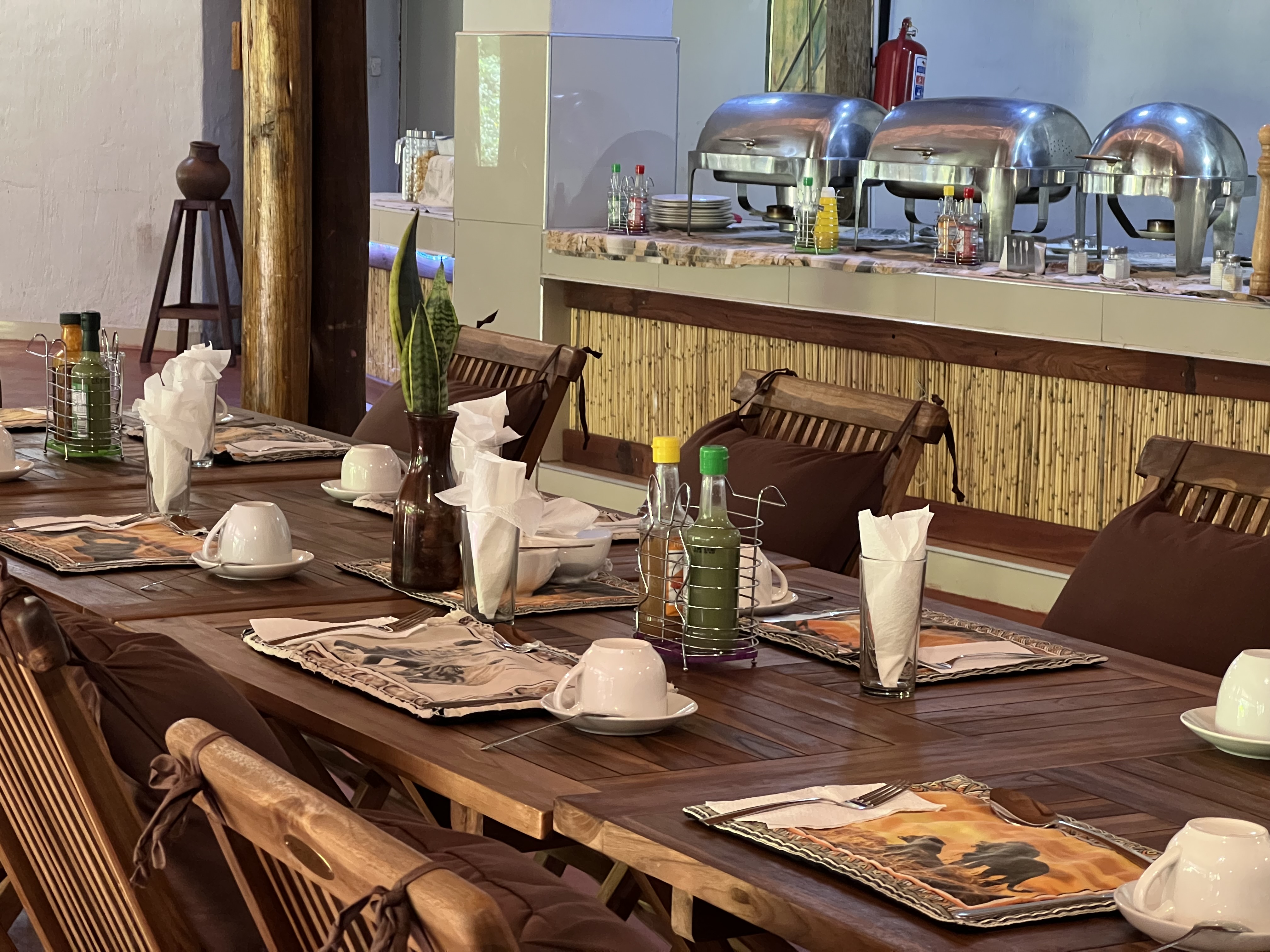 Kwalape restaurant buffet setup