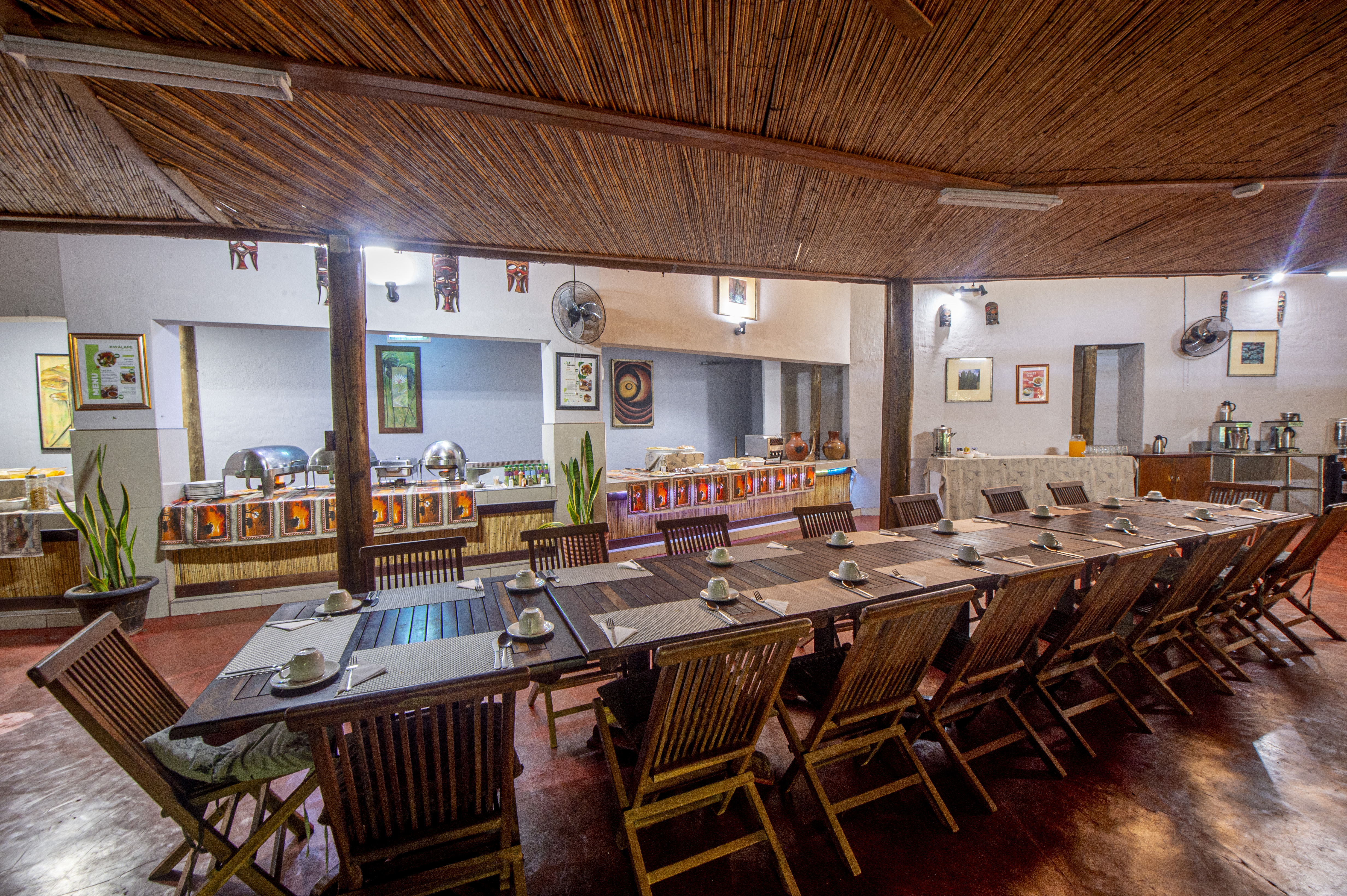 Kwalape restaurant dining area