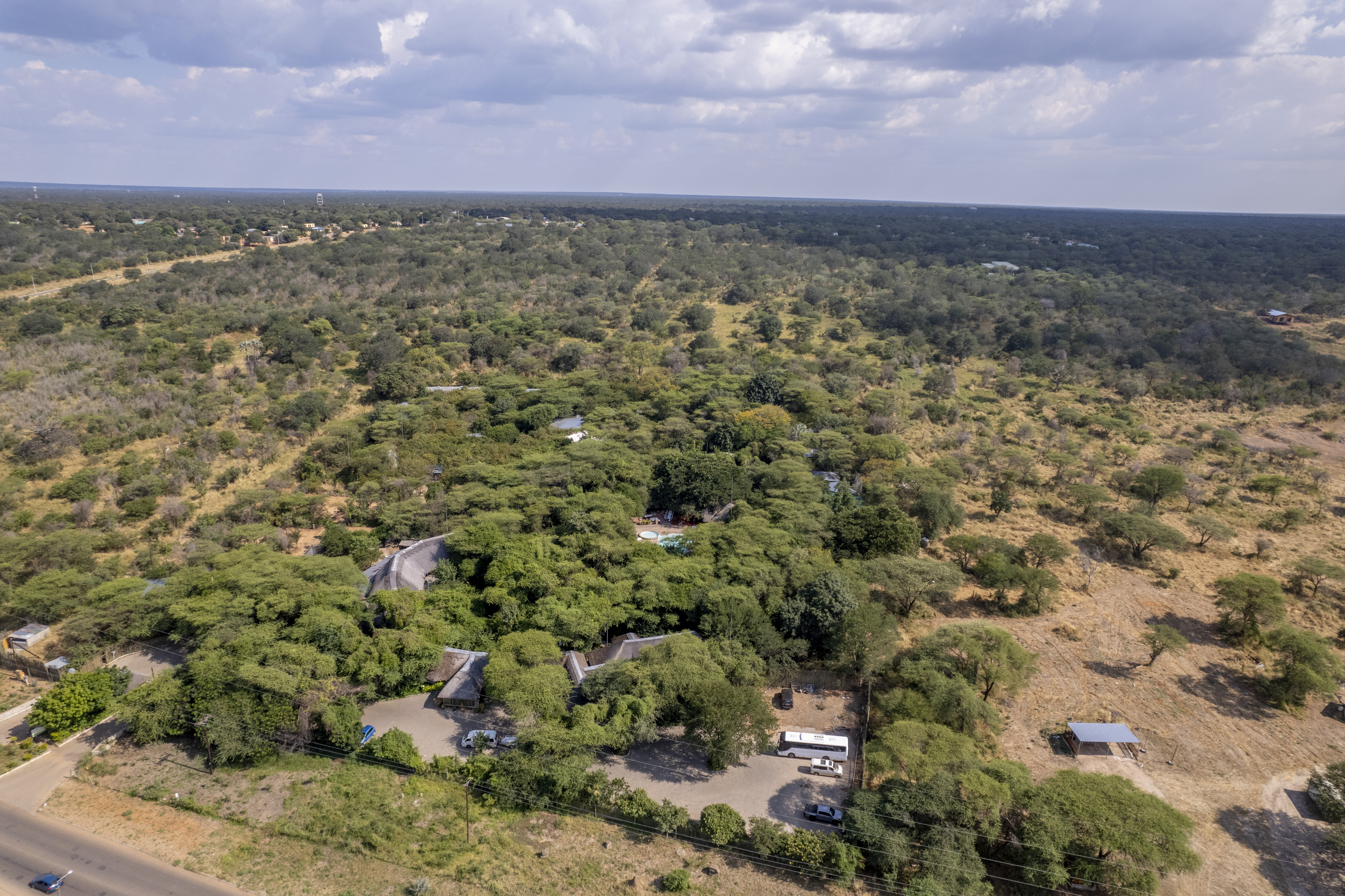 Pathway through the Kwalape Safari Lodge grounds